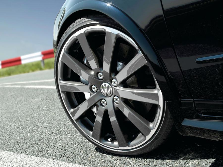  Volkswagen Passat R36 Variant Styling Study 2008 года  (фото 3 из 4)